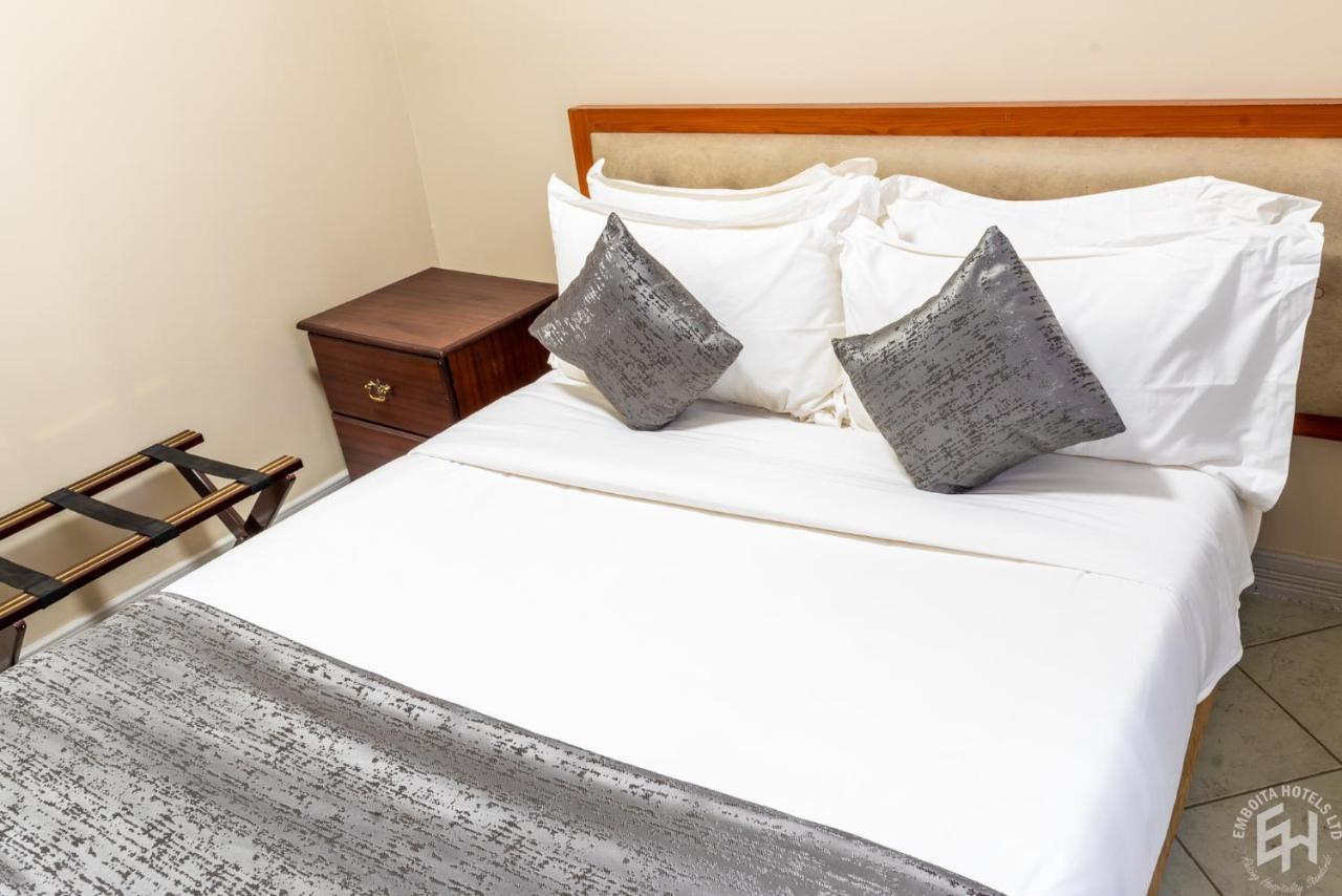 Emboita Hotel Limited Накуру Экстерьер фото